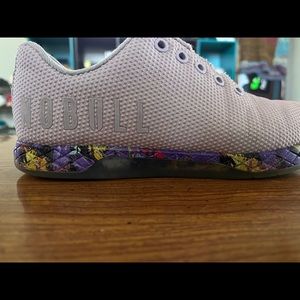 Women’s size 7.5 nobull trainers.